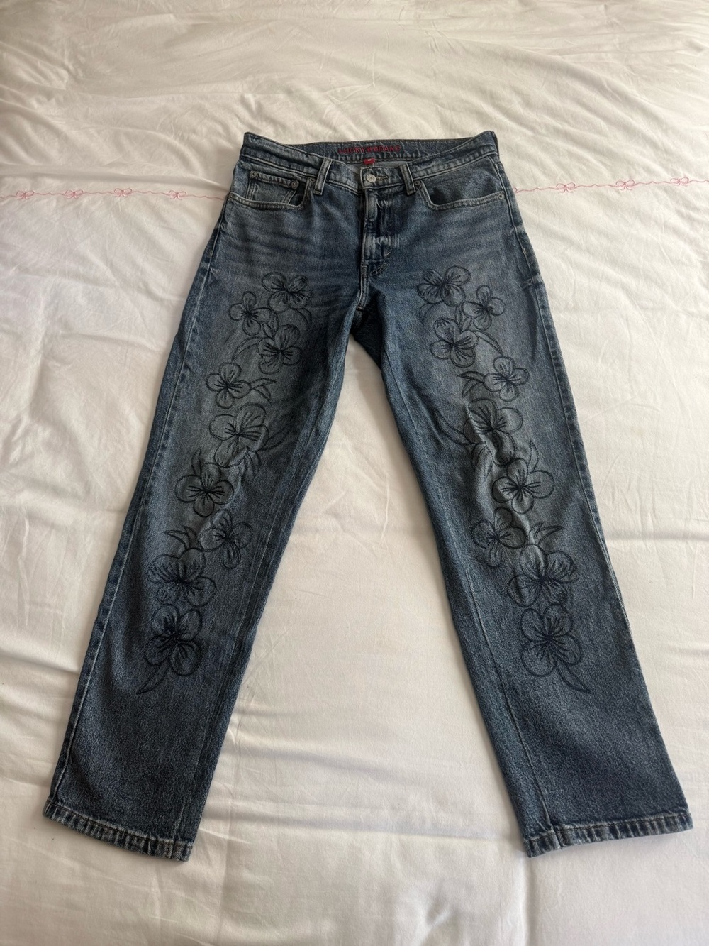 Lucky Brand Embroidered Floral Dark Blue Women's Capri Jeans